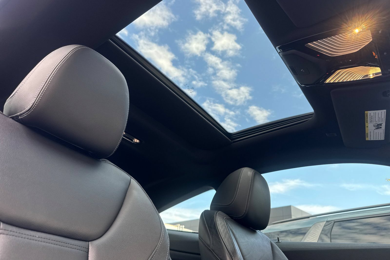 Used 2021 BMW 430i Coupe w/ M Sport Package RWD image 16