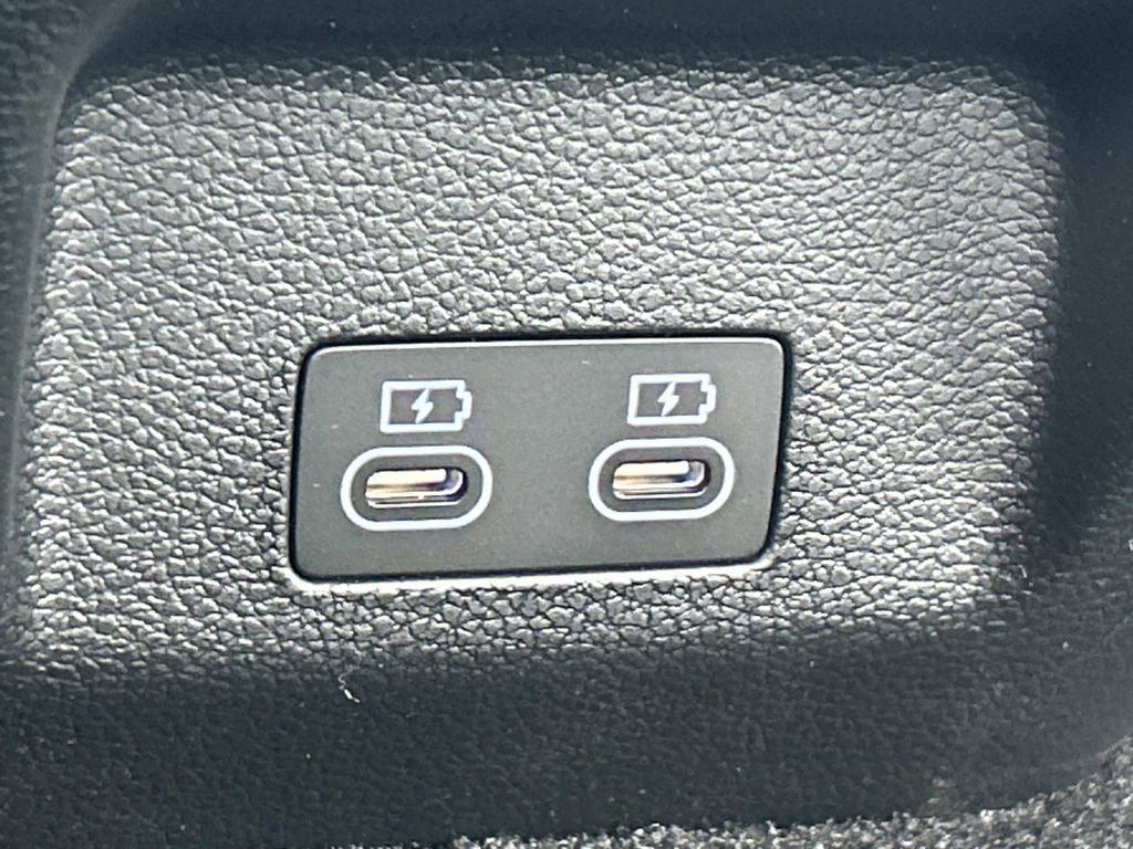 New 2026 Genesis G70 2.5T Prestige image 22