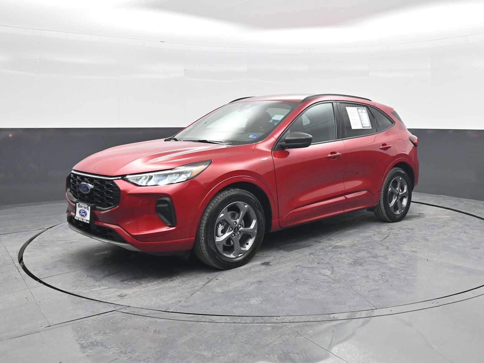 Used 2024 Ford Escape ST-Line image 4