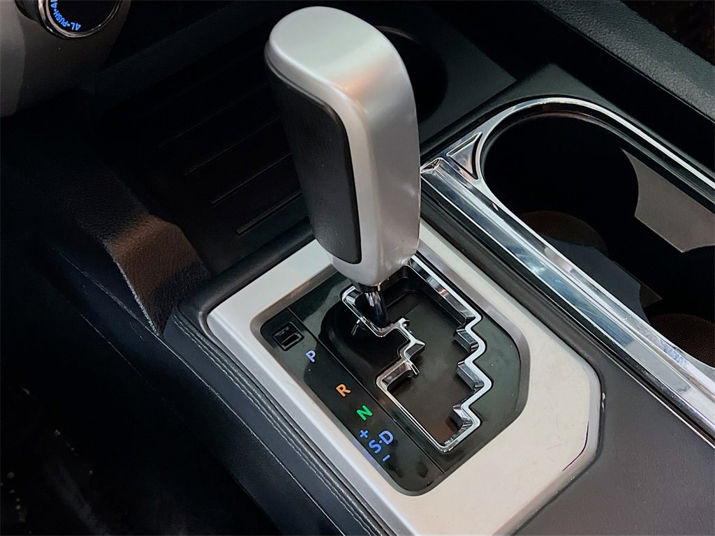 Used 2018 Toyota Tundra Platinum image 16