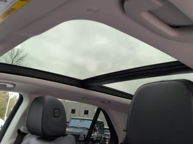 Certified 2026 Mercedes-Benz GLE 450 4MATIC image 19