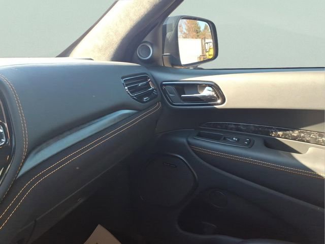 Used 2023 Dodge Durango R/T w/ Hemi Orange Plus Package image 20