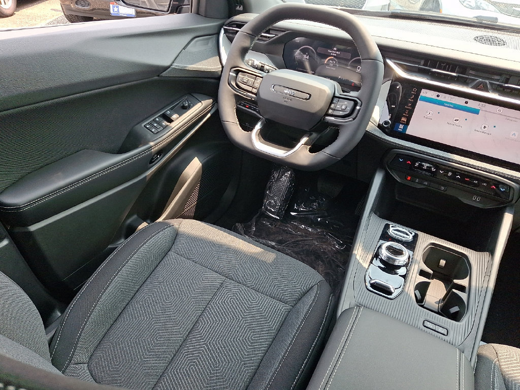 New 2026 Jeep Cherokee Laredo AWD/4WD image 10