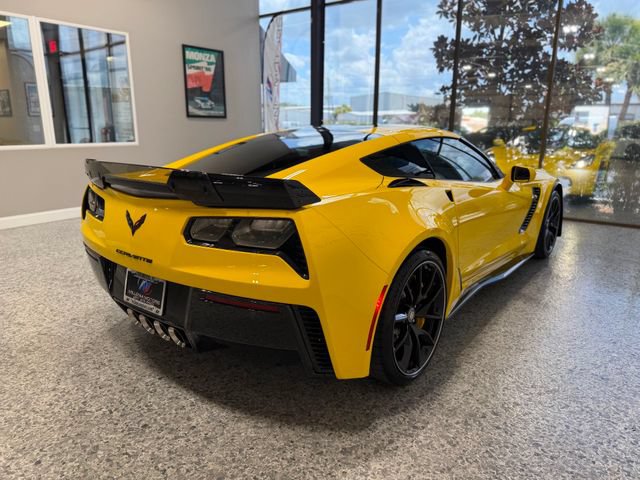 Used 2018 Chevrolet Corvette Z06 RWD image 11