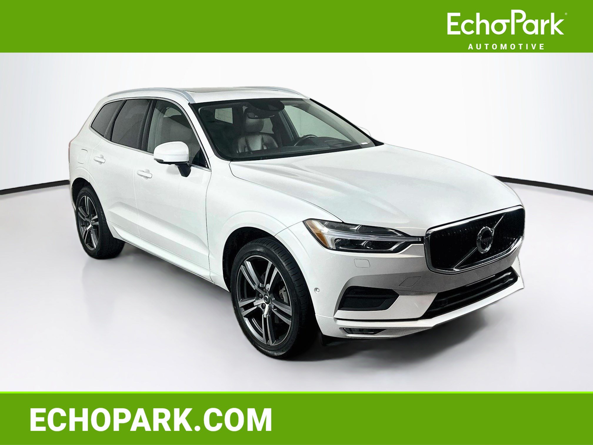 Used 2019 Volvo XC60 T5 Momentum w/ Multimedia Package FWD image 1