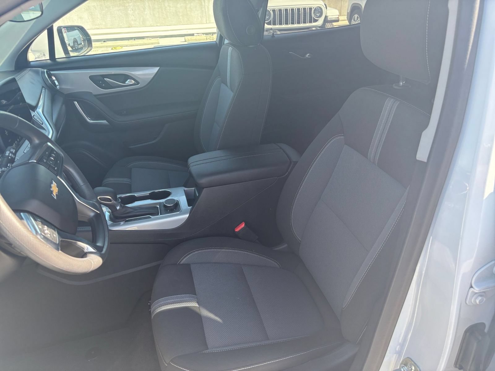Used 2026 Chevrolet Blazer LT FWD image 35