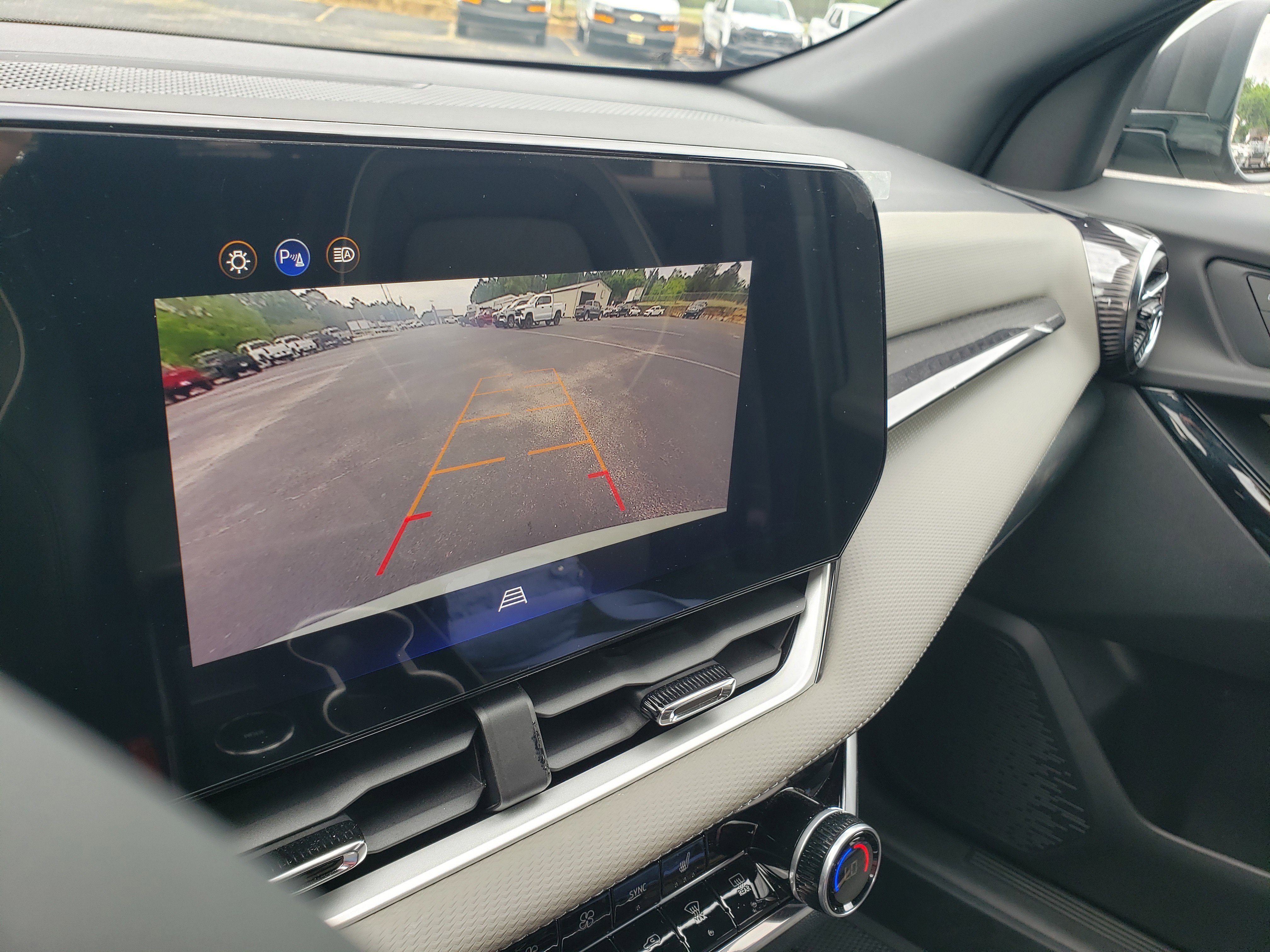 Used 2026 Chevrolet Equinox LT w/ Convenience Package II FWD image 39