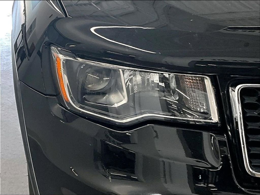 Used 2017 Jeep Grand Cherokee Limited AWD/4WD image 30