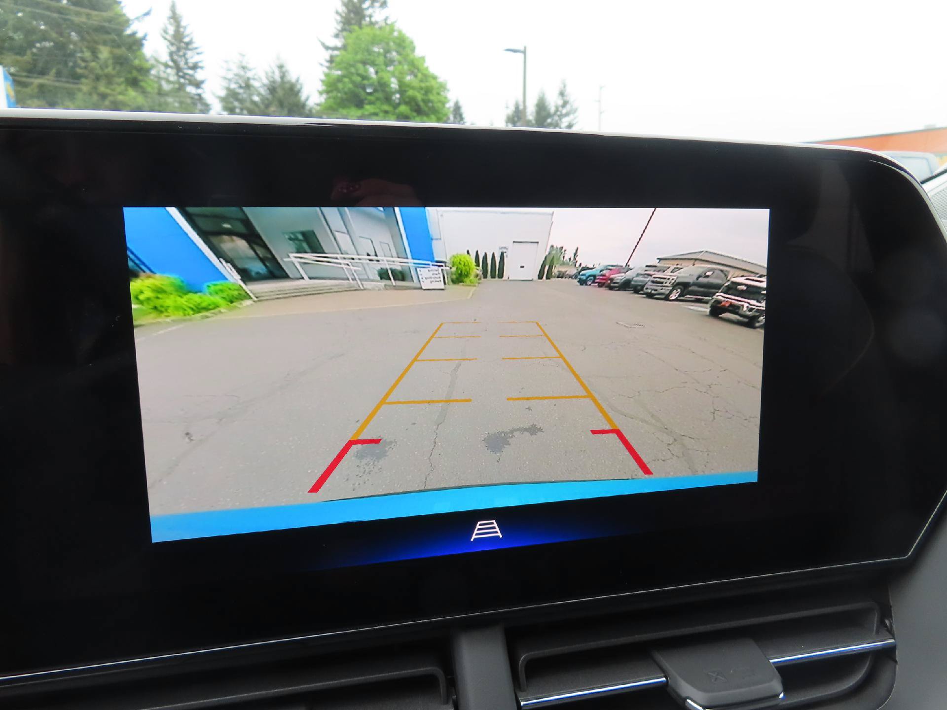New 2026 Chevrolet Trax ACTIV w/ Driver Confidence Package FWD image 29