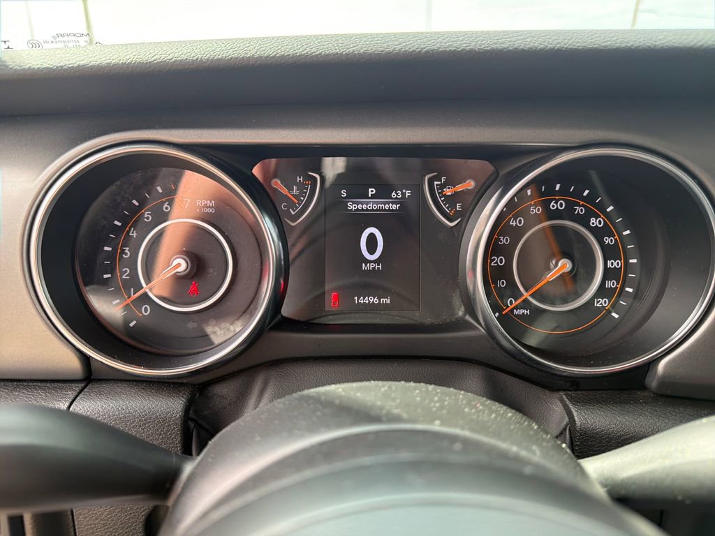 Used 2023 Jeep Gladiator Sport AWD/4WD image 15