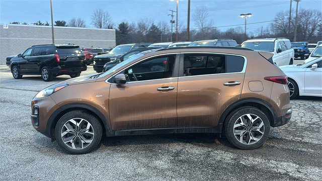 Used 2020 Kia Sportage EX w/ Option Group 15 image 3