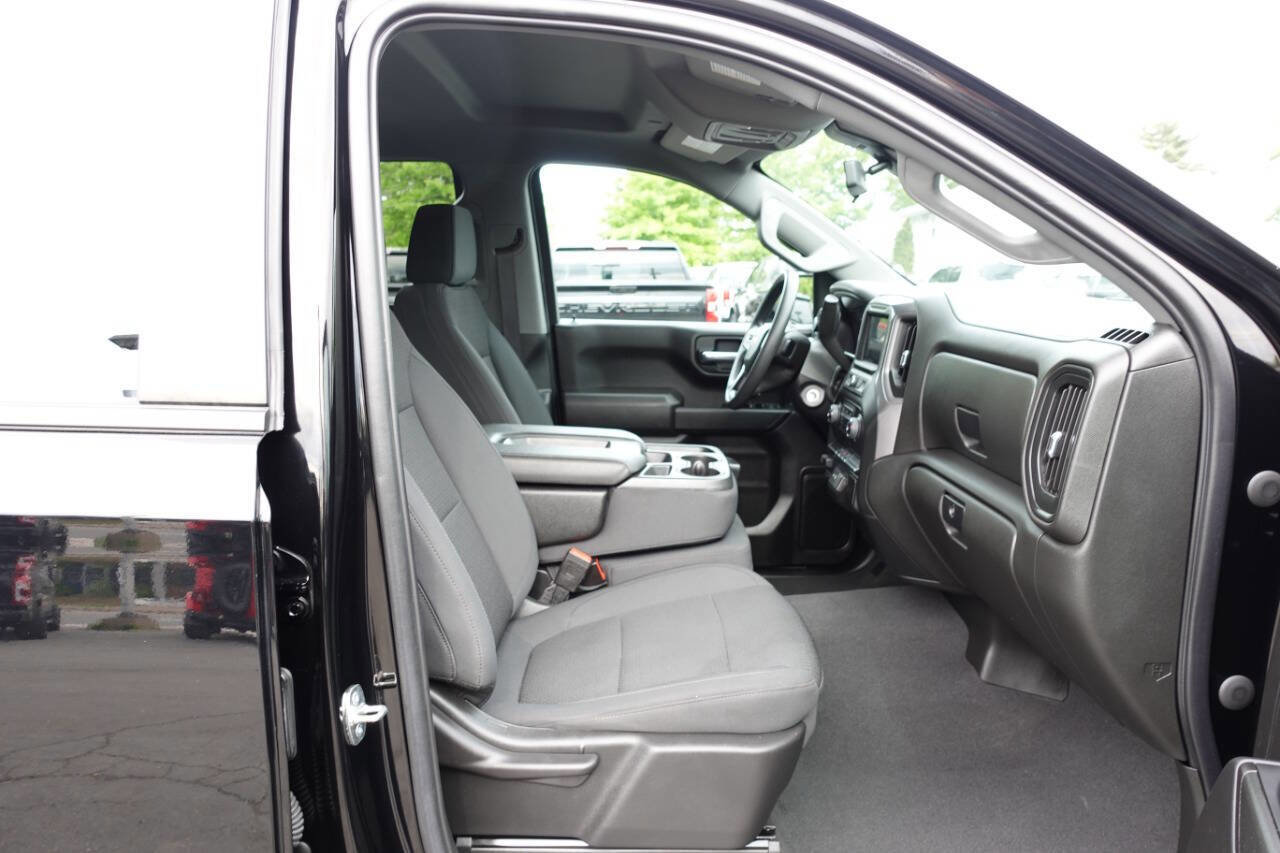 Used 2021 Chevrolet Silverado 1500 Custom w/ Safety Confidence Package AWD/4WD image 32