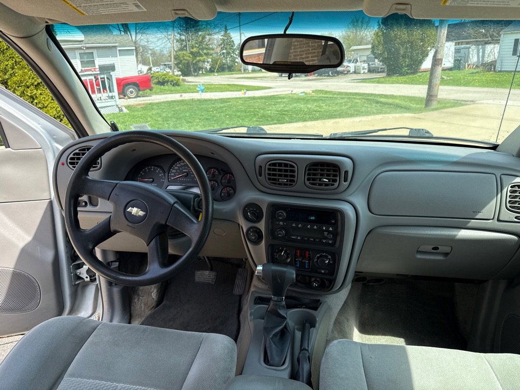 Used 2008 Chevrolet TrailBlazer LS AWD/4WD image 9