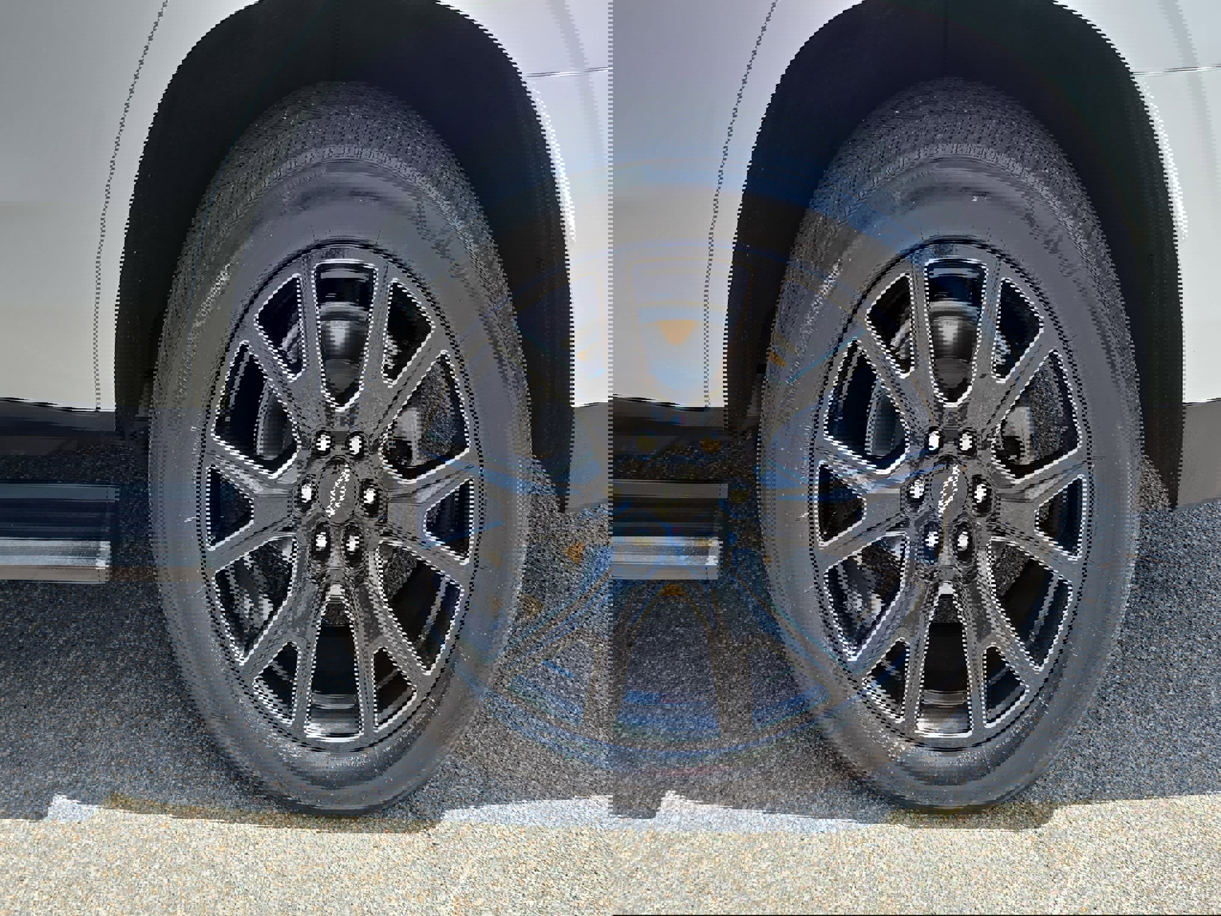 Used 2023 Chevrolet Tahoe High Country image 34