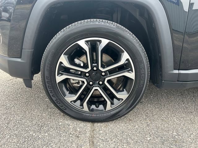 Used 2022 Jeep Compass Limited AWD/4WD image 10