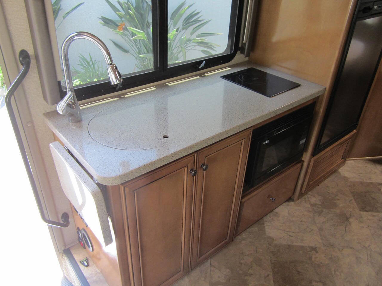 Used 2017 Mercedes-Benz Sprinter 3500 image 40
