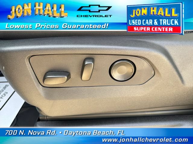 Used 2025 Chevrolet Tahoe High Country AWD/4WD image 19