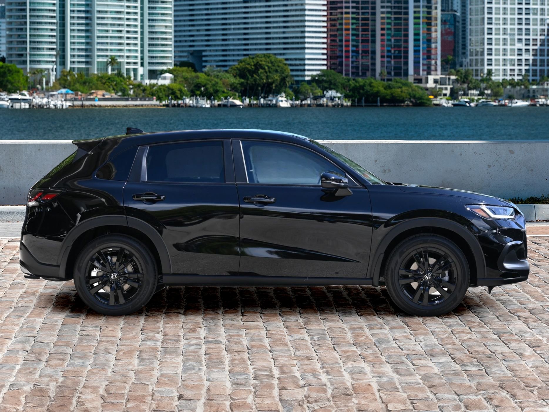 New 2026 Honda HR-V Sport image 4