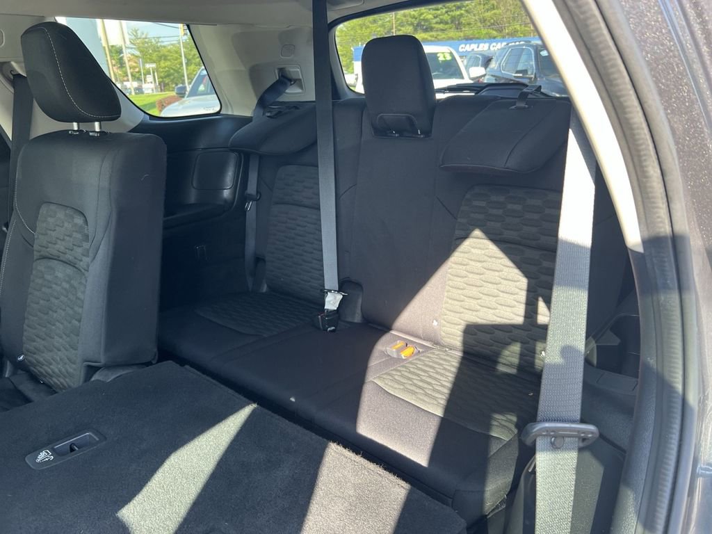 Used 2022 Nissan Pathfinder S AWD/4WD image 31