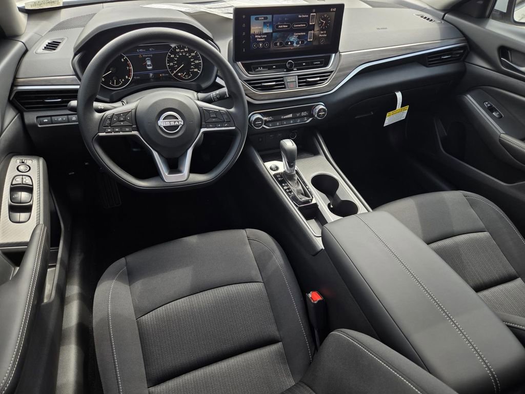 New 2026 Nissan Altima 2.5 SV image 15