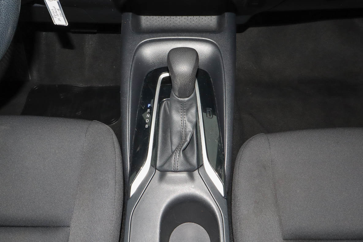 Used 2024 Toyota Corolla LE FWD image 19
