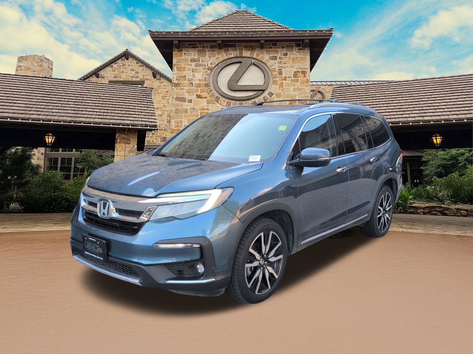 Used 2019 Honda Pilot Elite image 4