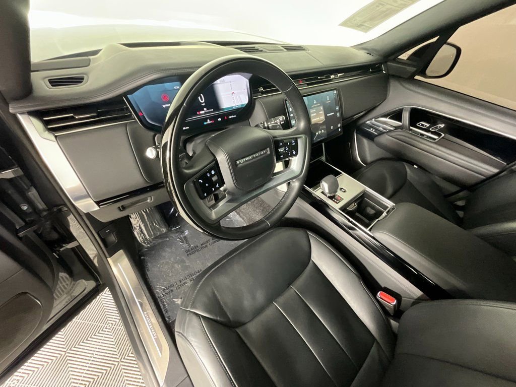 Certified 2024 Land Rover Range Rover Long Wheelbase Autobiography image 15