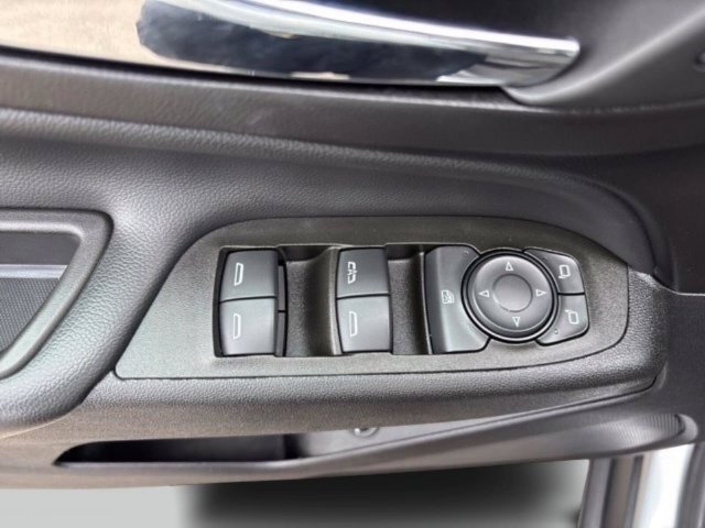 Used 2024 Chevrolet Equinox LT AWD/4WD image 12