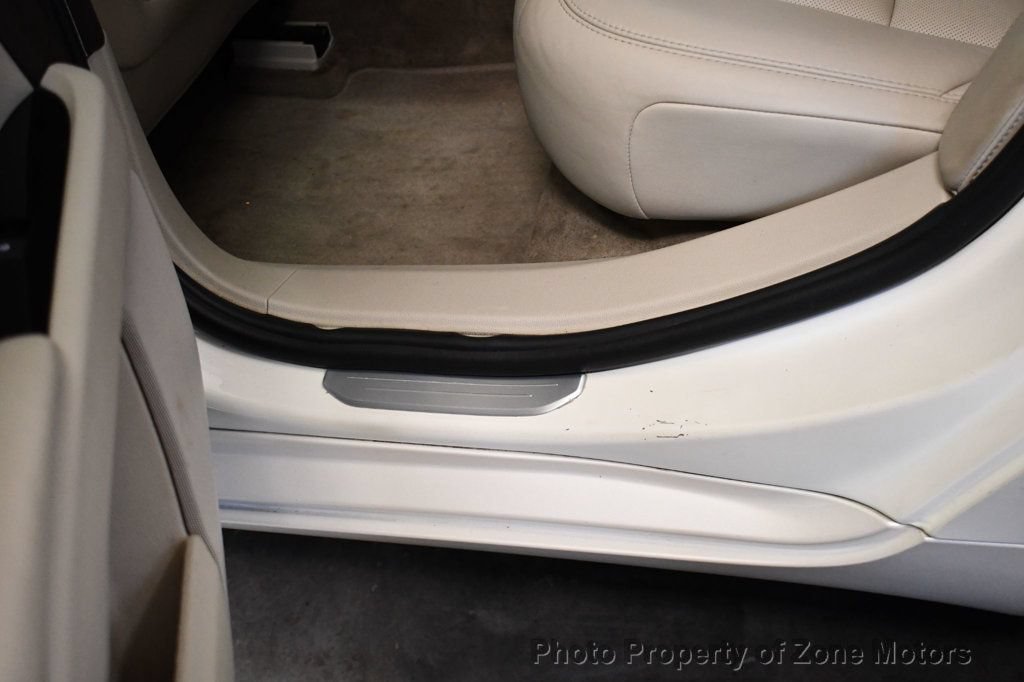 Used 2013 Cadillac XTS Premium FWD image 22