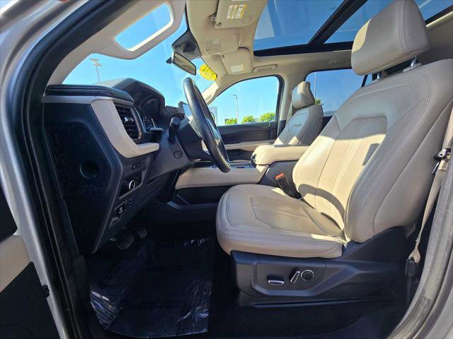 Used 2024 Ford Expedition Limited RWD image 24