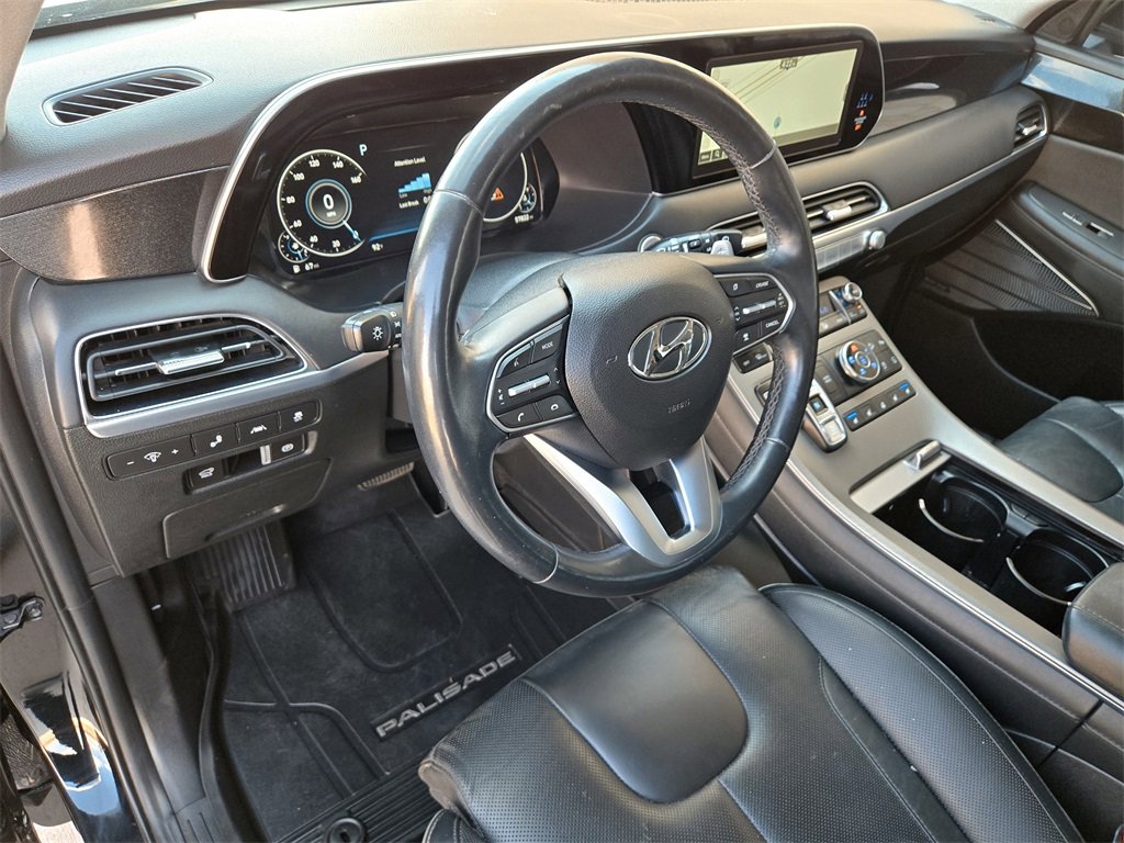 Used 2022 Hyundai Palisade Limited w/ Cargo Package image 11