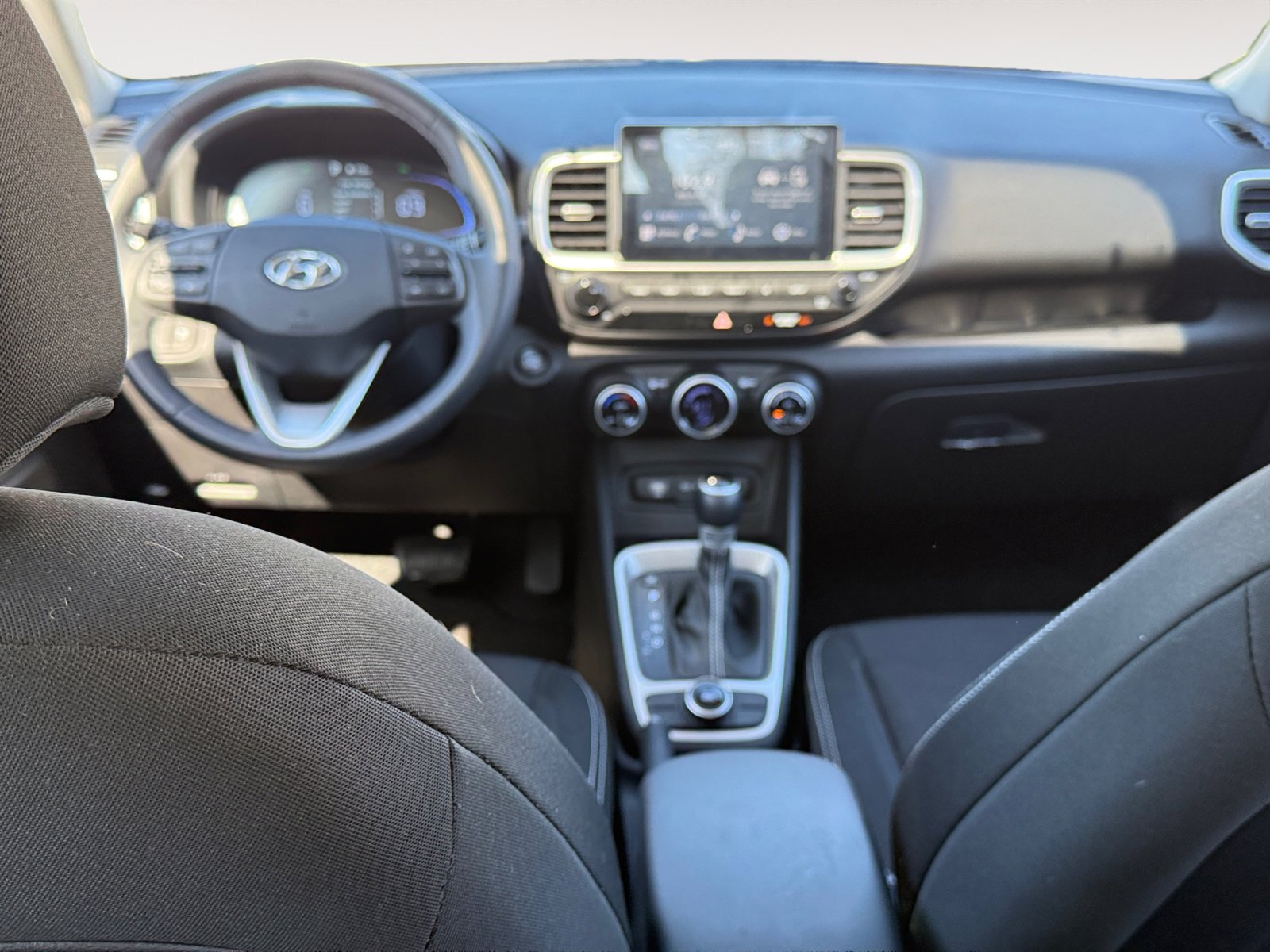 New 2025 Hyundai Venue SEL image 10