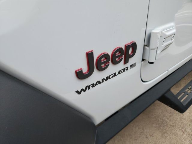 Used 2024 Jeep Wrangler Unlimited Rubicon w/ Convenience Group image 9