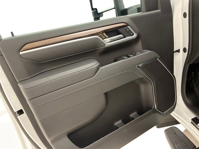 Used 2026 Chevrolet Silverado 2500 LT w/ All Star Edition image 12