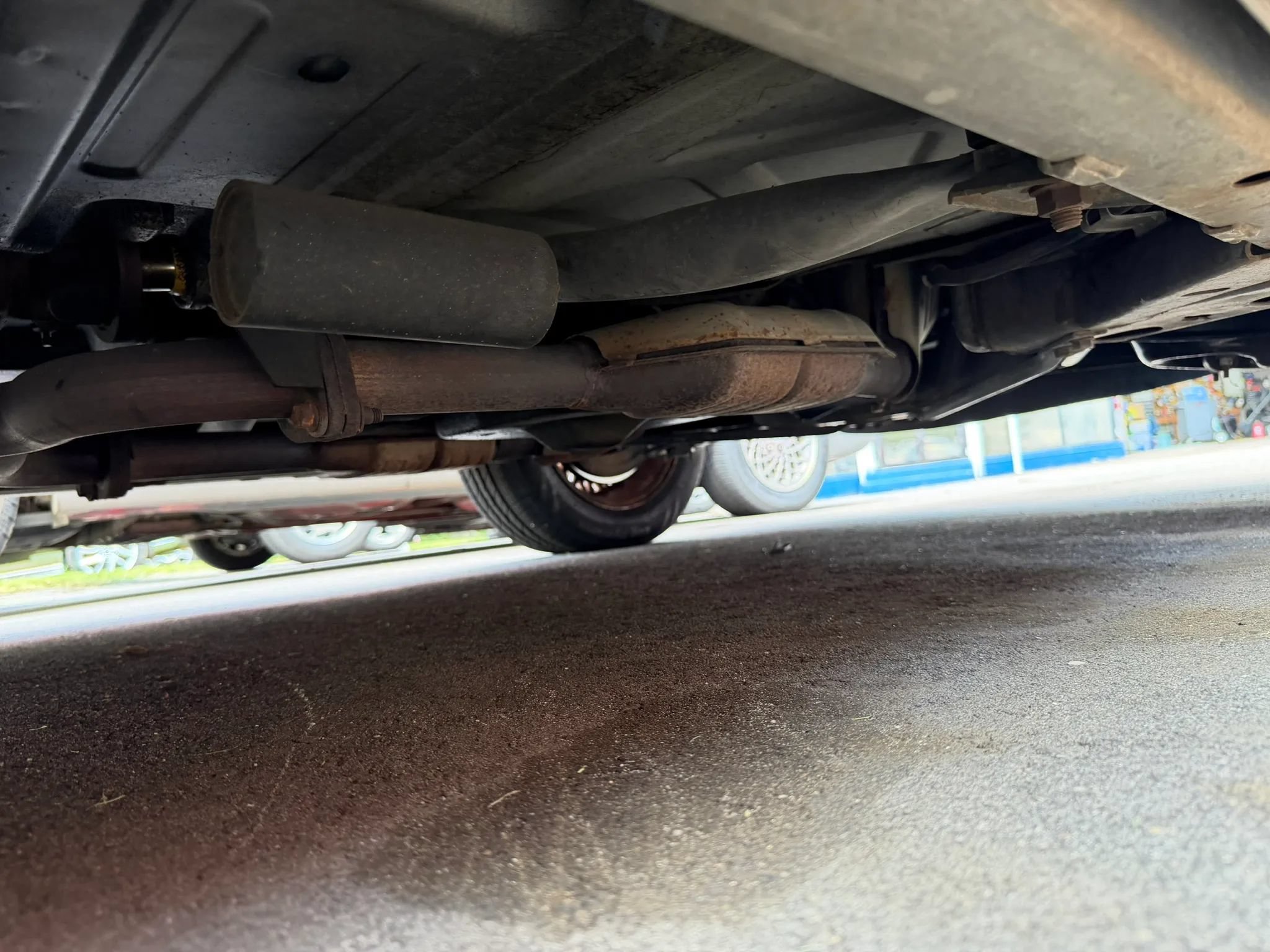 Used 2001 Ford Crown Victoria LX RWD image 10