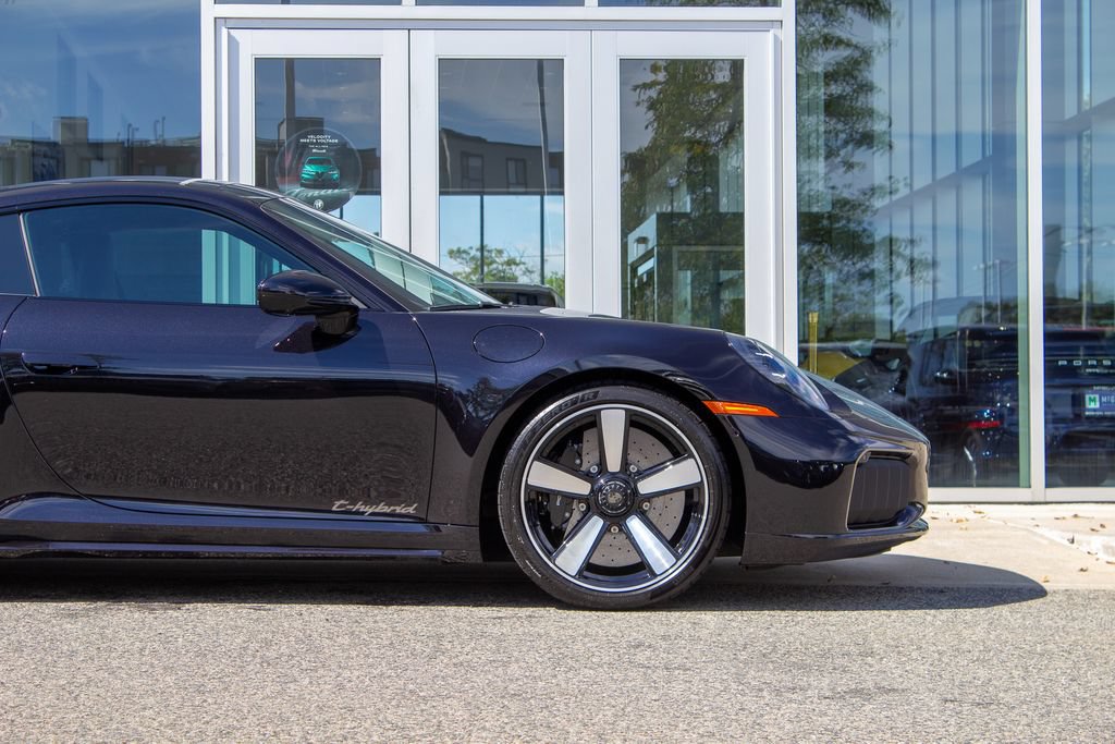 Used 2026 Porsche 911 Turbo S AWD/4WD image 5