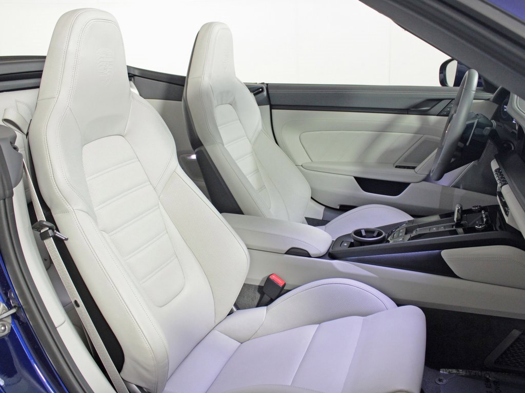 Used 2024 Porsche 911 Carrera GTS image 41