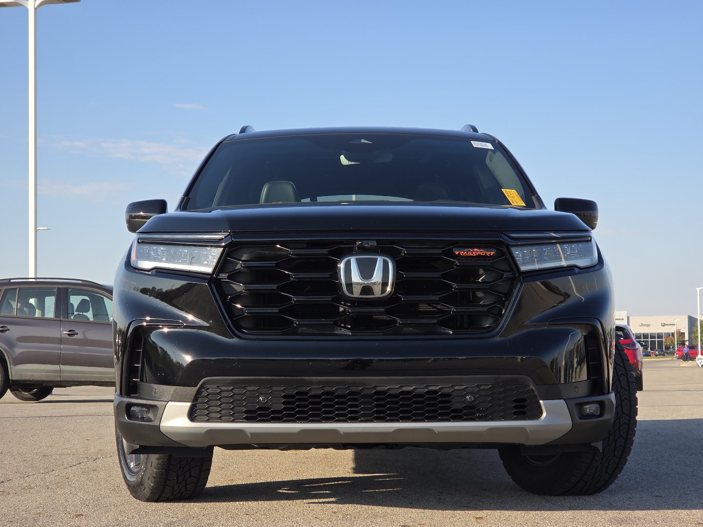 Used 2023 Honda Pilot TrailSport image 13