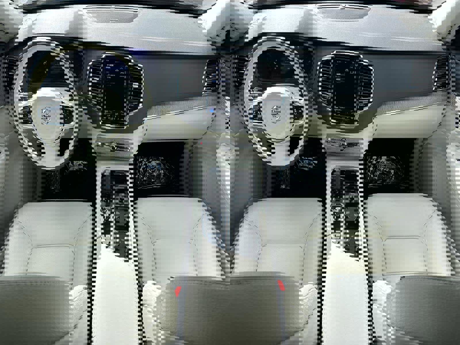 Used 2023 Volvo XC90 T8 Plus image 10