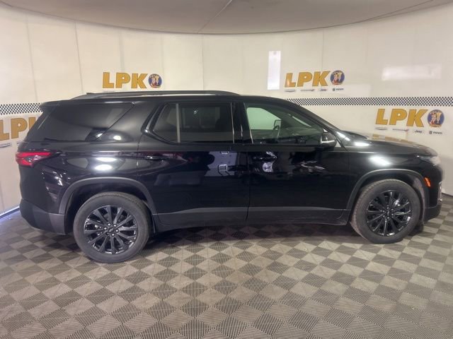 Used 2023 Chevrolet Traverse RS AWD/4WD image 2