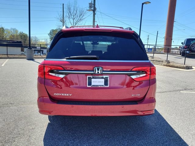 Certified 2024 Honda Odyssey Elite image 5