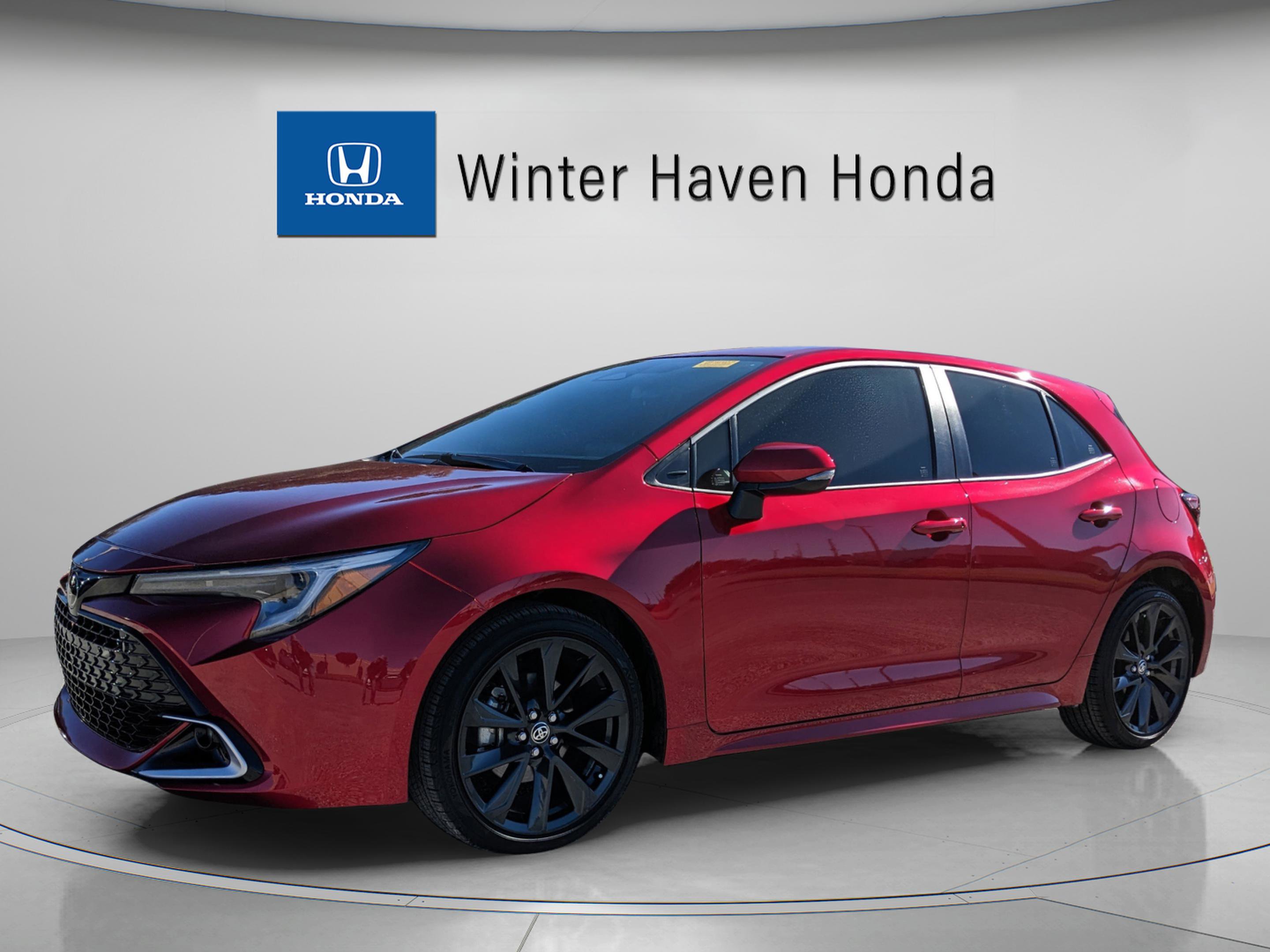 Used 2025 Toyota Corolla XSE video 2