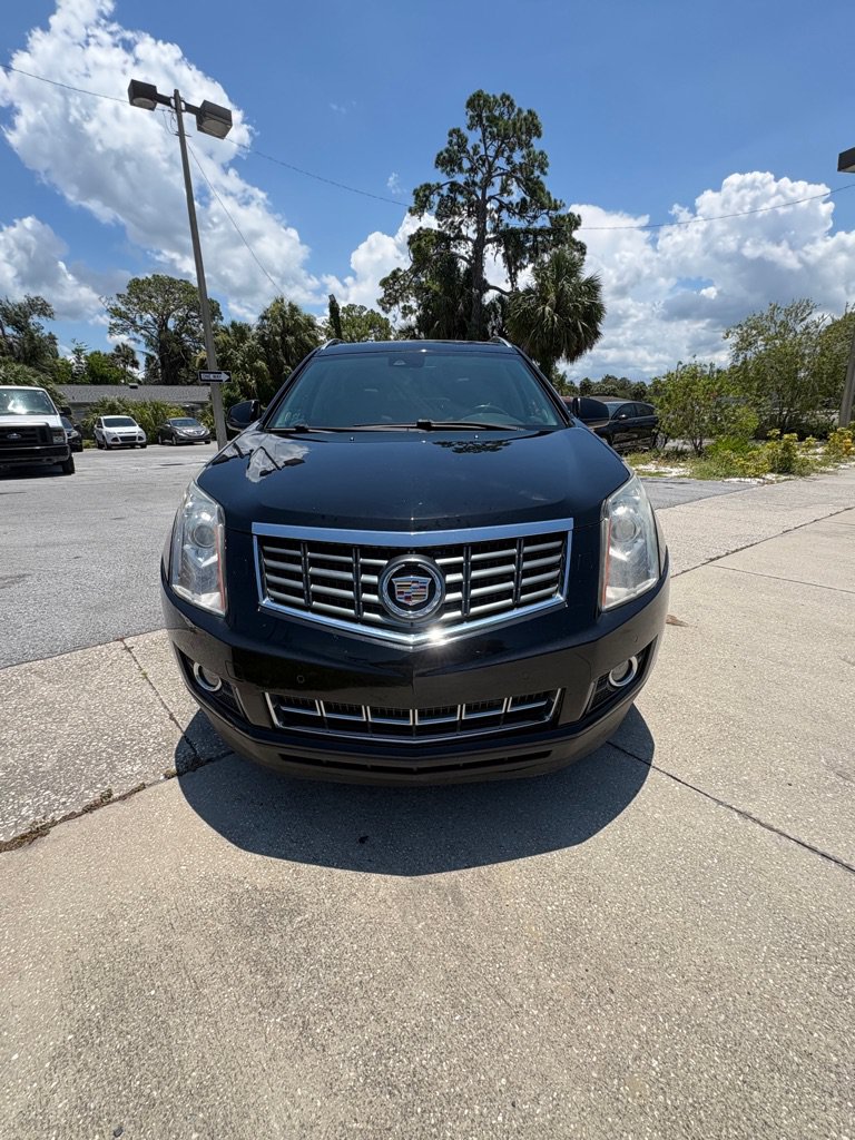 Used 2014 Cadillac SRX Premium FWD image 2