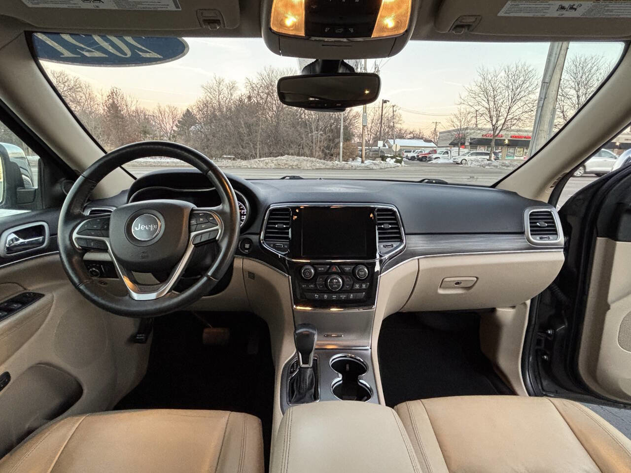 Used 2021 Jeep Grand Cherokee Limited image 16