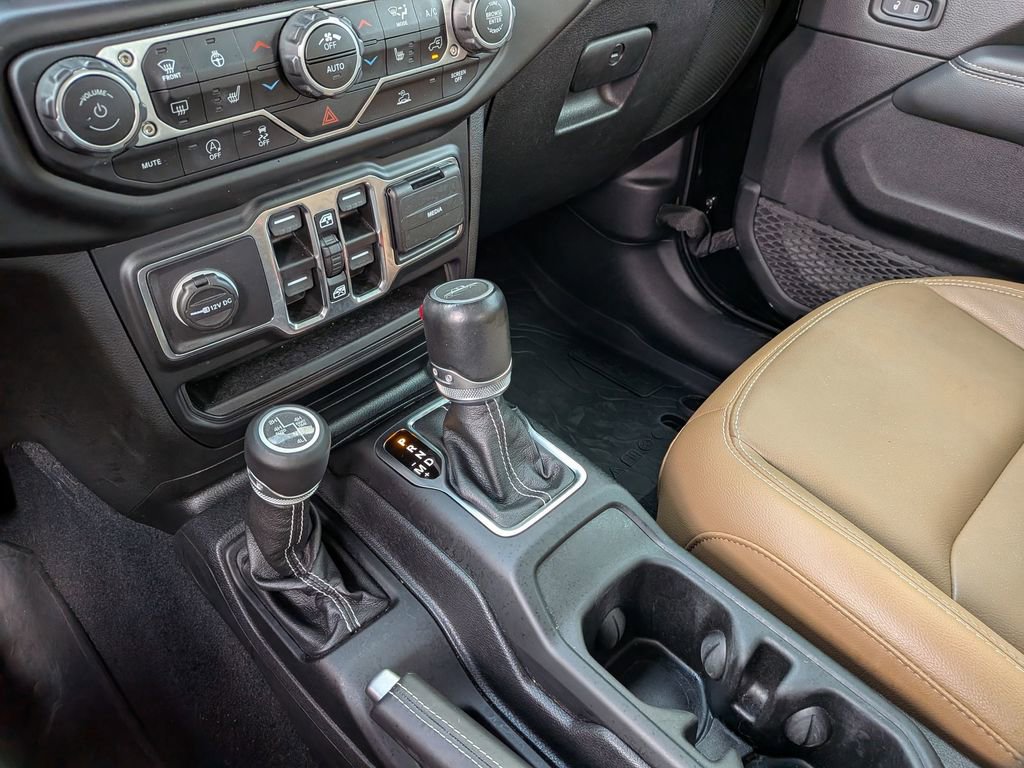 Used 2021 Jeep Gladiator Overland w/ Popular Equipment Package image 21