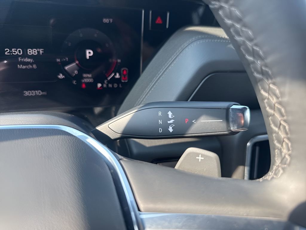 Used 2025 GMC Yukon Denali image 18