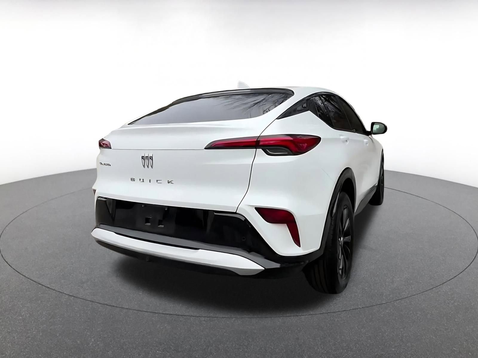 Used 2025 Buick Envista Sport Touring image 14