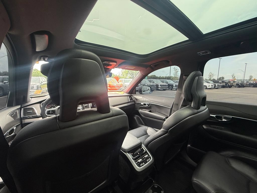 Used 2020 Volvo XC90 T6 Momentum w/ Protection Package AWD/4WD image 27