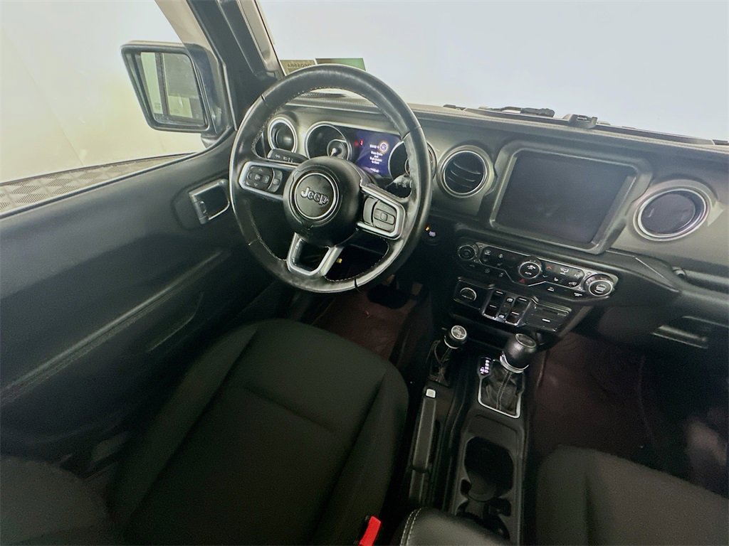 Used 2022 Jeep Wrangler Unlimited Sahara w/ Cold Weather Group image 9