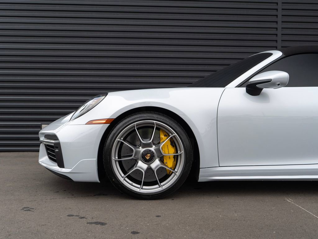 Used 2025 Porsche 911 Turbo S image 3